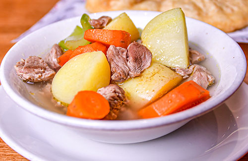 https://www.flowingwatercasino.com/wp-content/uploads/2025/08/FW_LambStew500x325-1.jpg